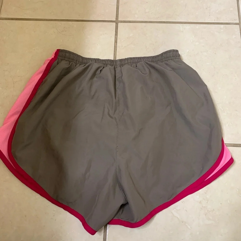 Dry-Fit Nike Shorts - Picture 3 of 4